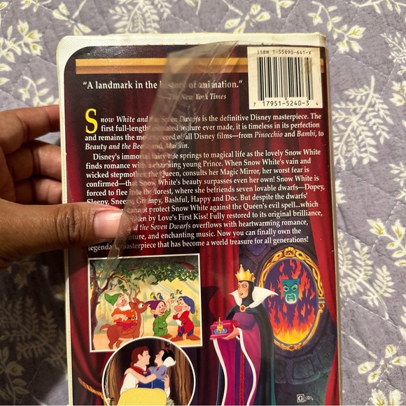 Snow White and The Seven Dwarfs - Picture 7 of 7